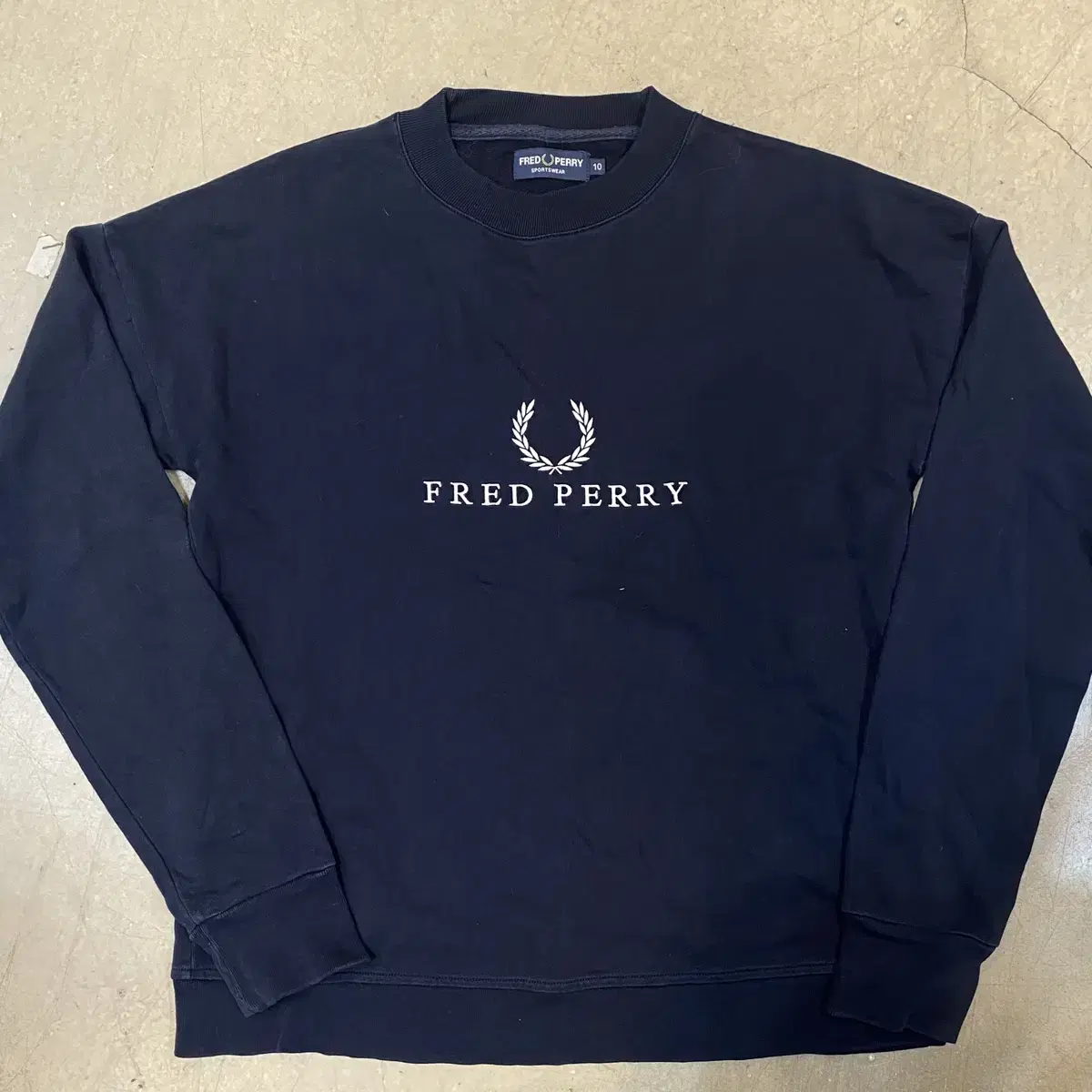 Fred Perry 맨투맨