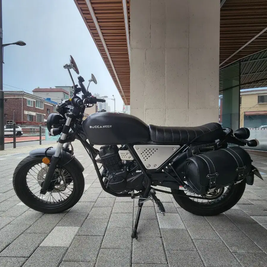 부캐너 125 부케너 125cc 클래식 오토바이 바이크 대차 탑박스