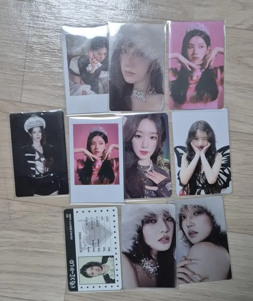 Gidle photocard