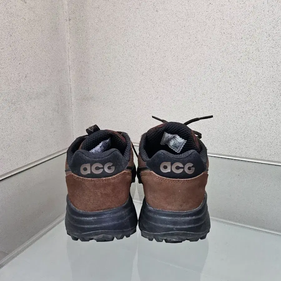 나이키 ACG  250