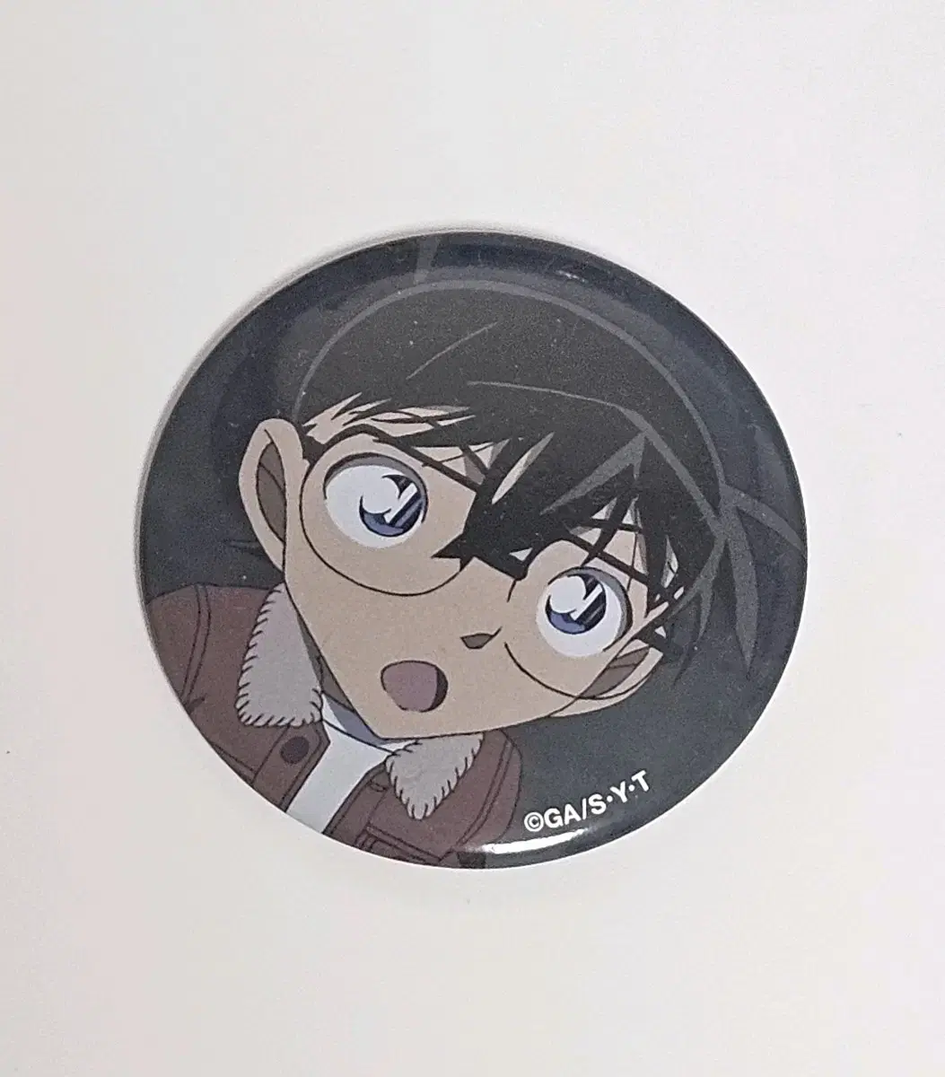 Sells Detective Conan canned badges