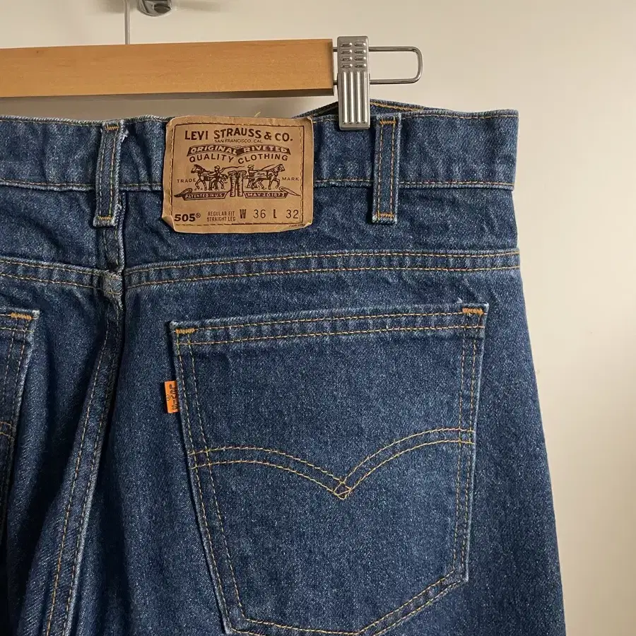 Levis 505 레귤러핏 오렌지탭 리바이스 데님