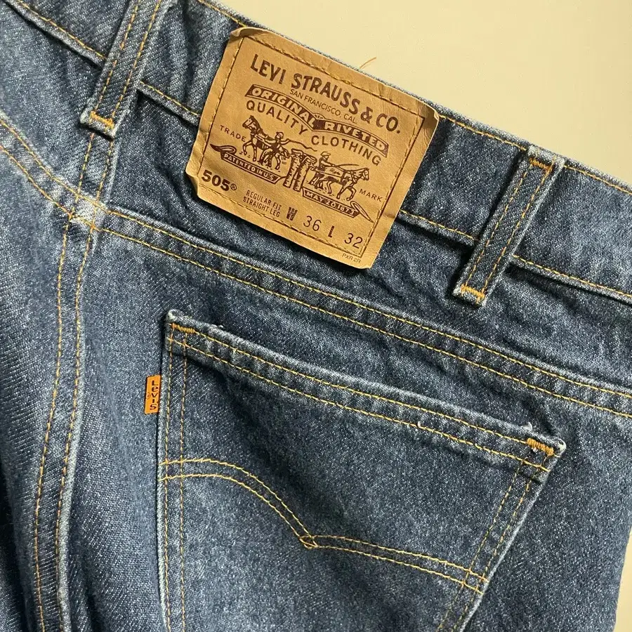 Levis 505 레귤러핏 오렌지탭 리바이스 데님