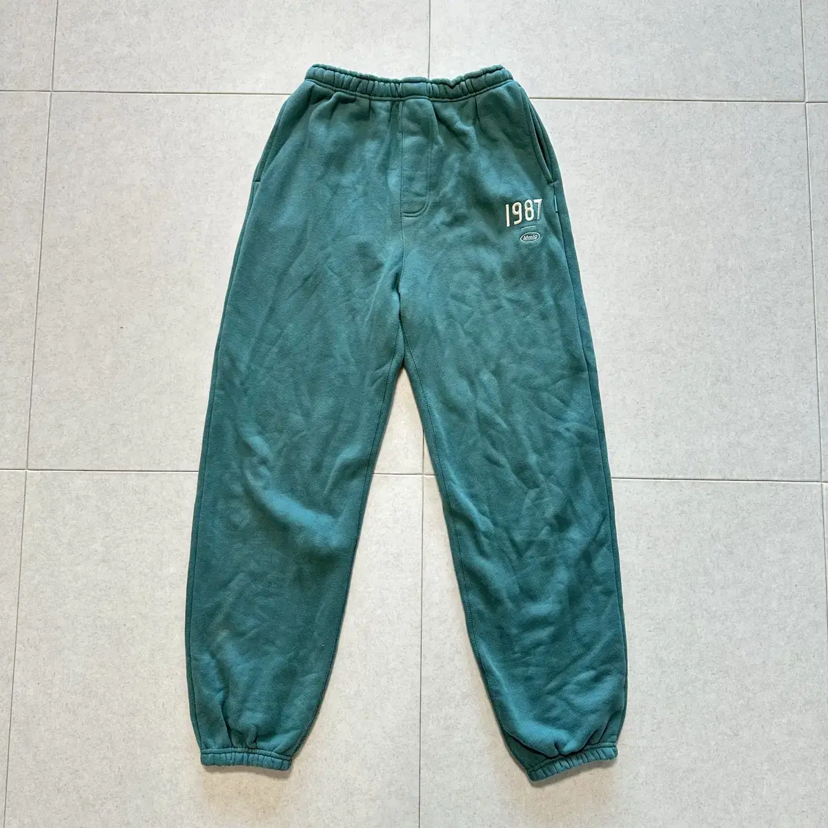 [sizes 30-32] M&M's sweatjogger pants in mint.