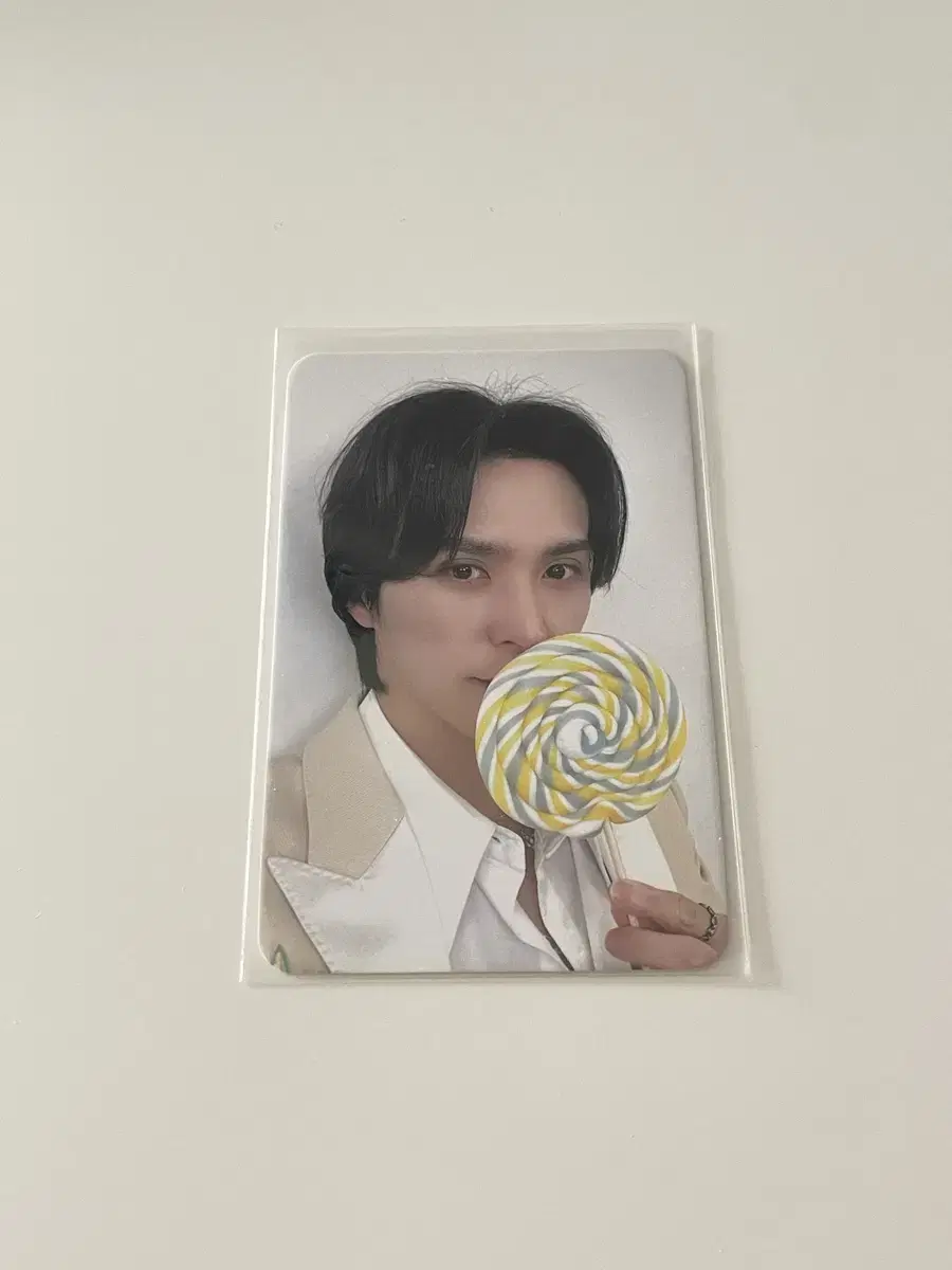 Highlight son dongwoon Switch on broadcast Photocard