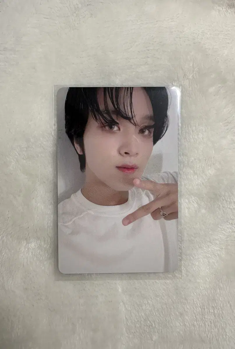 NCT haechan ISTJ with muu photocard WTS