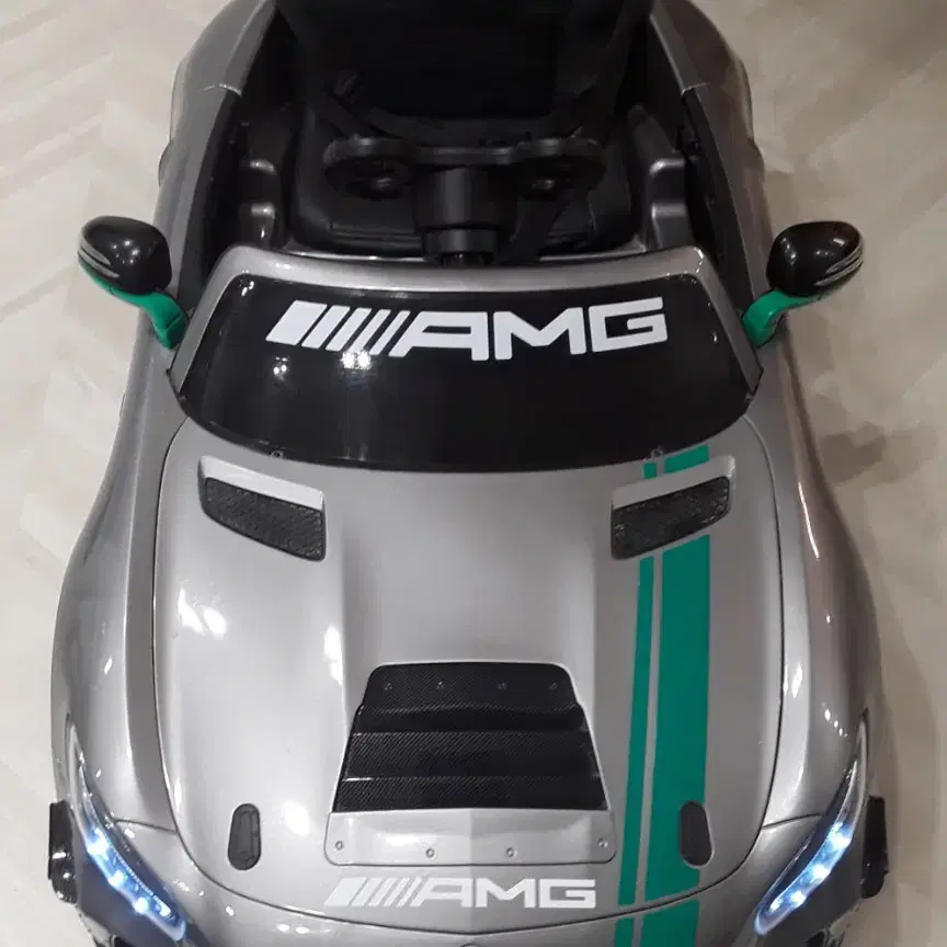 AMG GT4 유아 전동자동차 인산철배터리