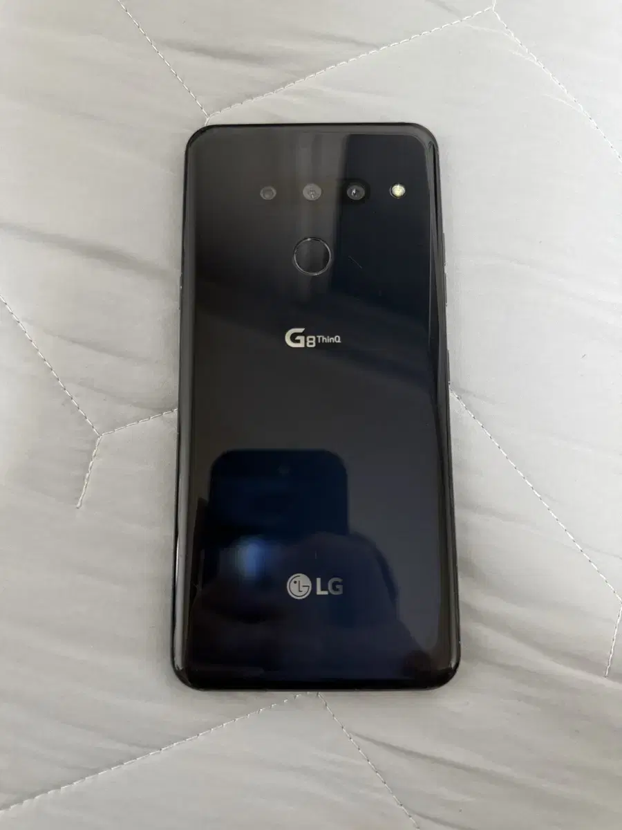 LG G8