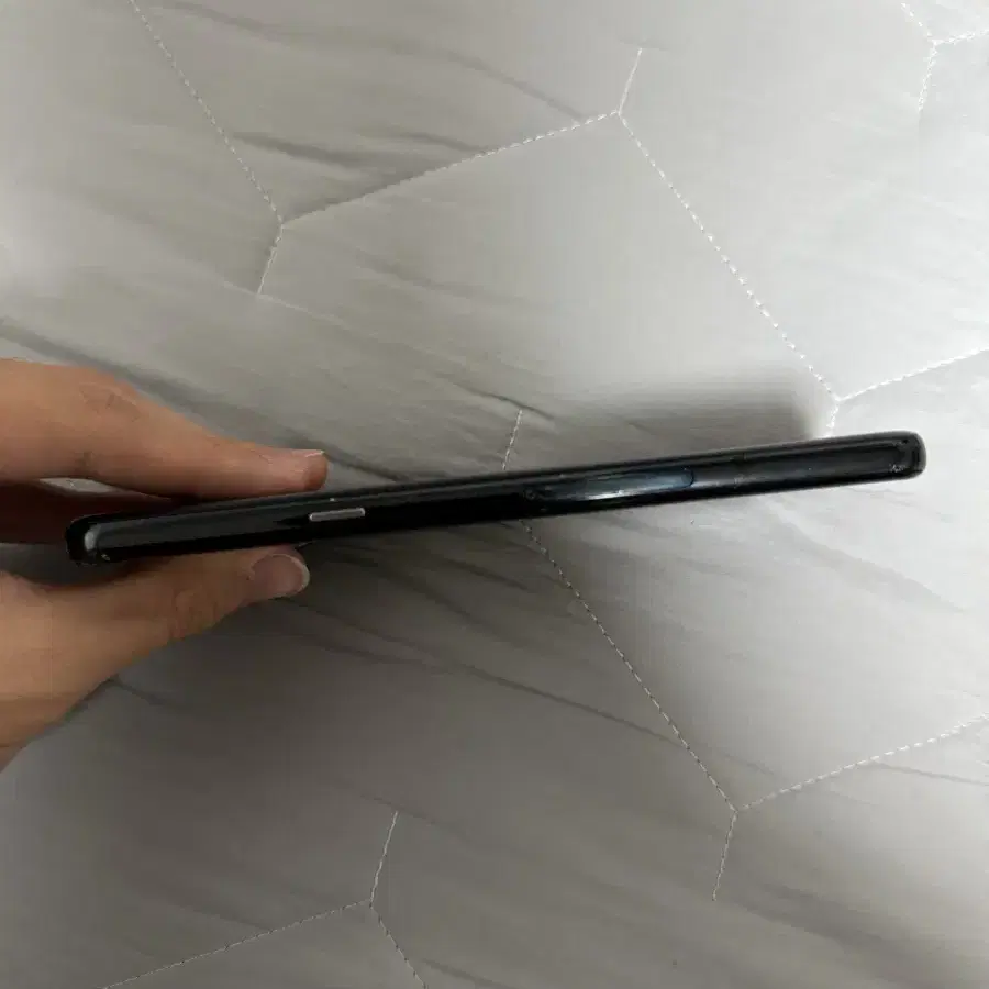 LG G8