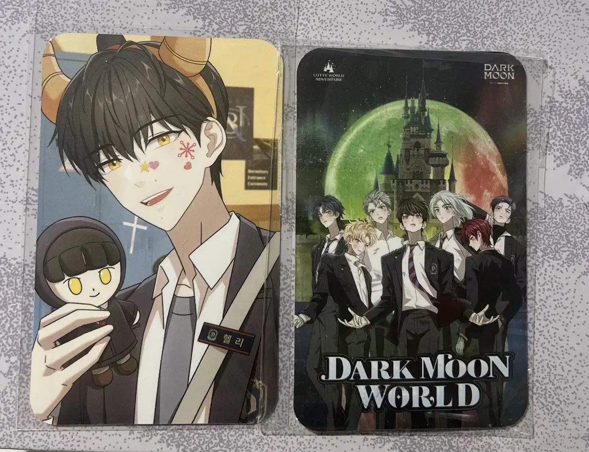 Darkmoon Lotte World enhypen Heli photocard, ian Name Badge WTS