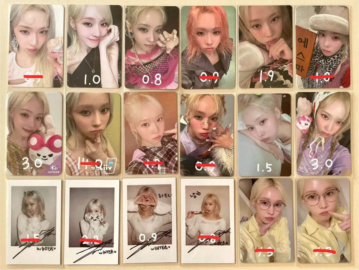 Aespa winter Transferring a photocard