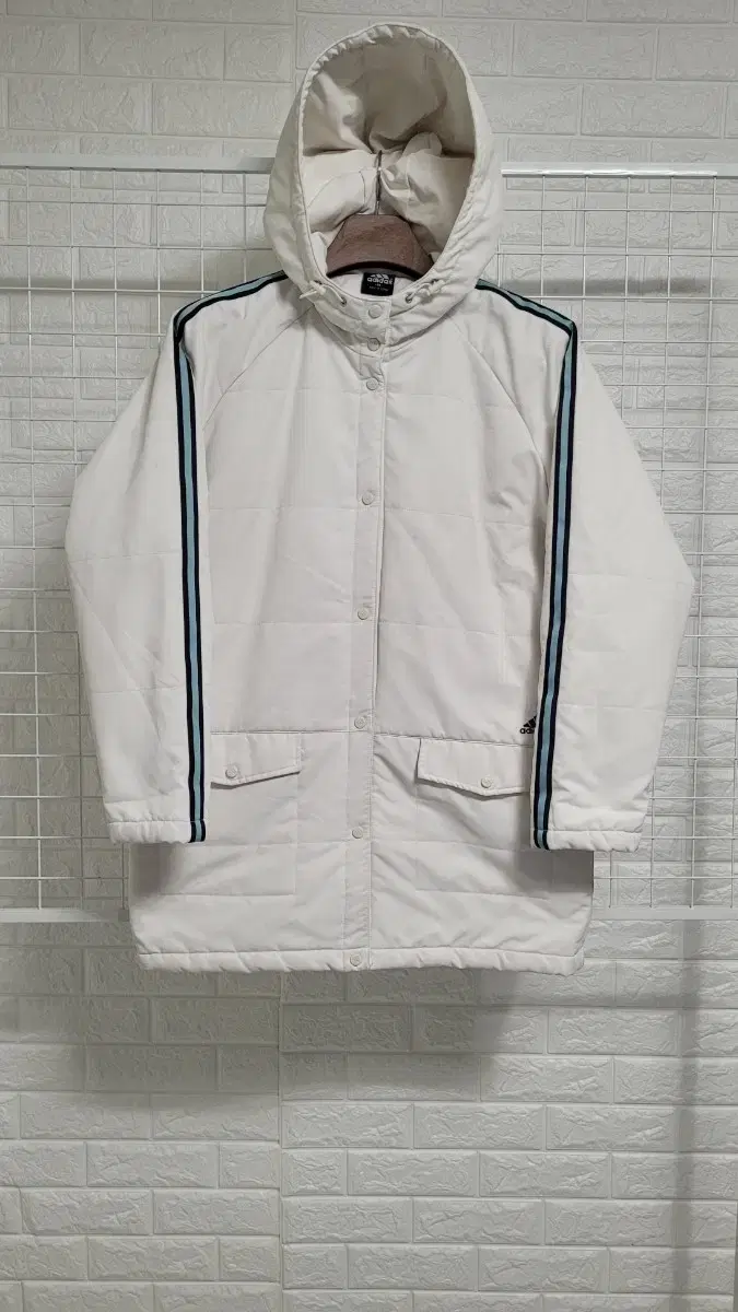 [M-100] Adidas Old School 90's White Sideline Ticker Hoodie!