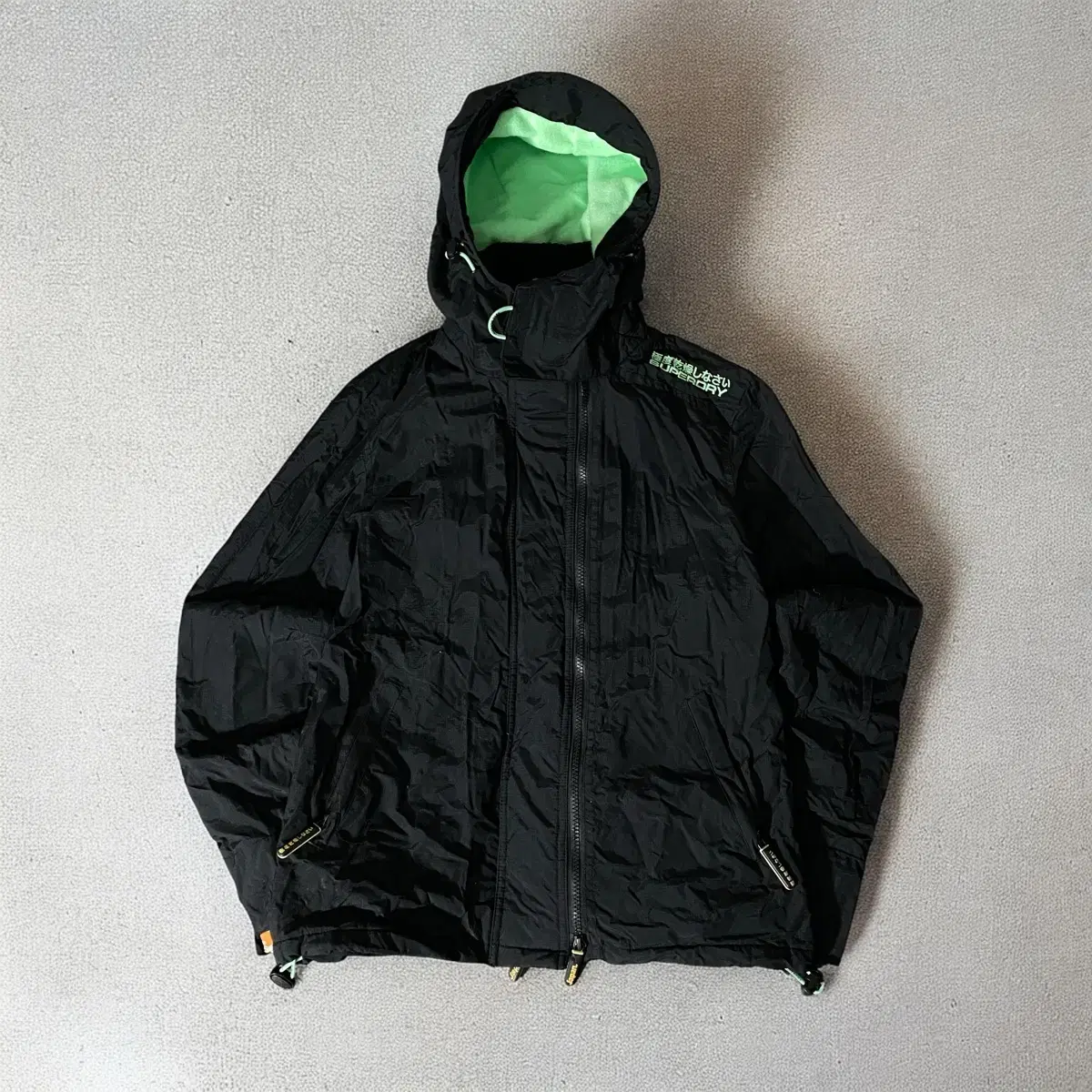 Superdry Japan Windshield S