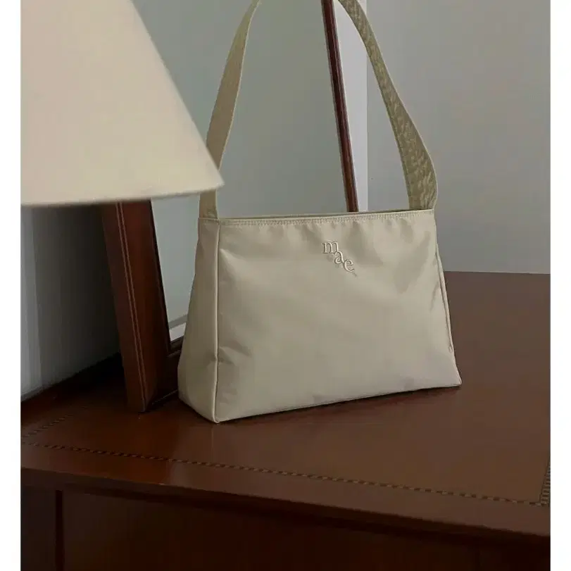 무쿠앤에보니 컴피백 판매 mucuandebony comfy bag