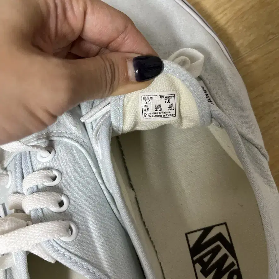 Vans 반스 어센틱 연청 235