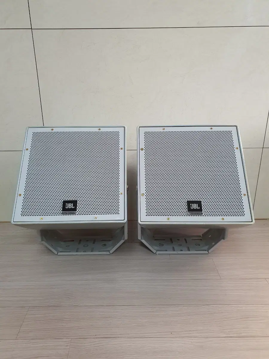 JBL AWC82 스피커 1조