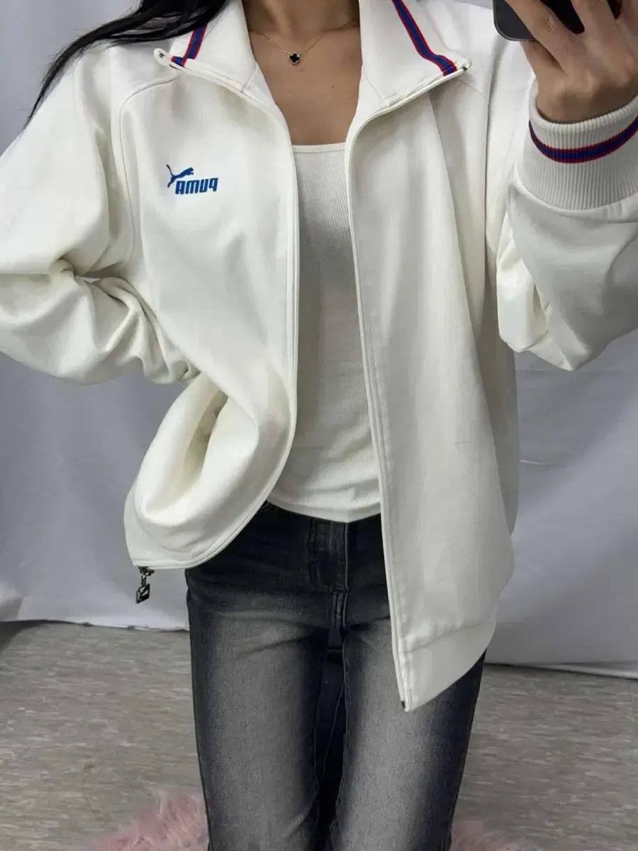 Puma Puma White Lovely Hip Big Temp Tracktop Rare Jersey (L)