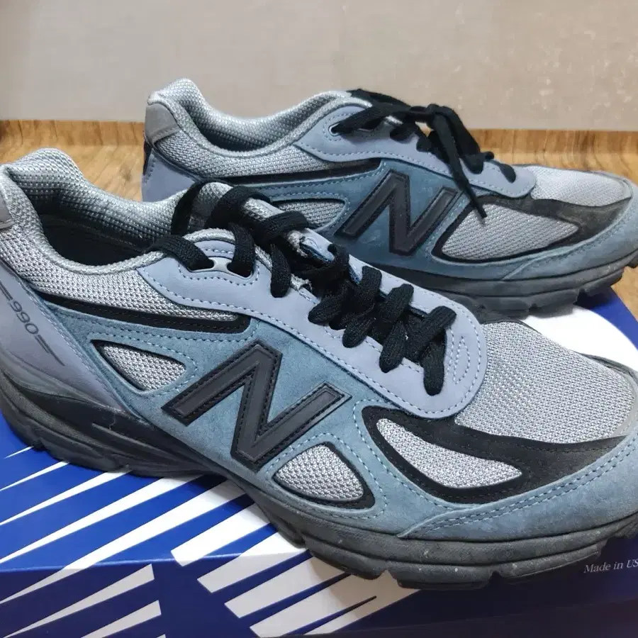 New Balance 990v4 Made in USA Arcticgrey