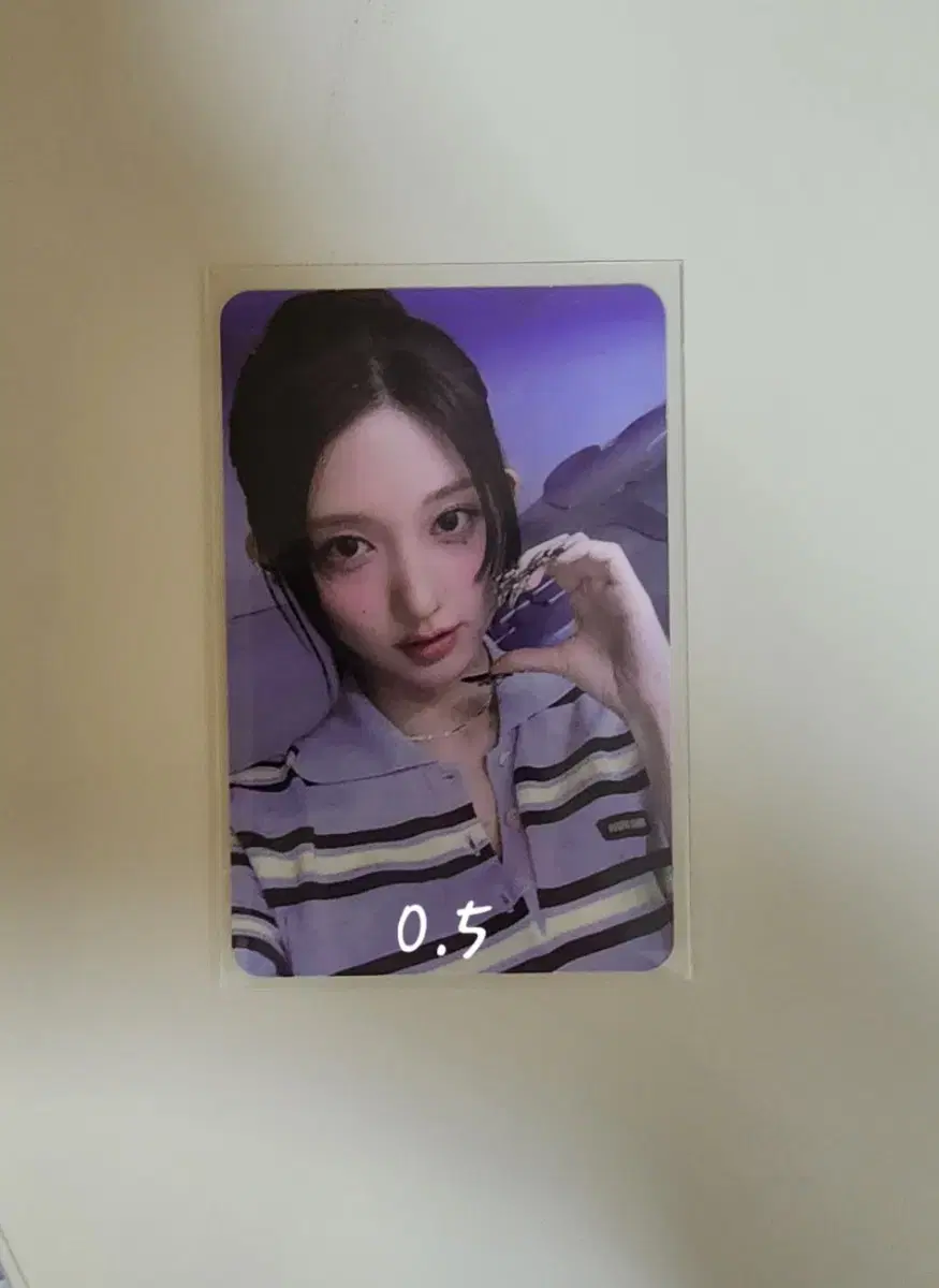 Ive gaeul switched unreleased photocard to wts.