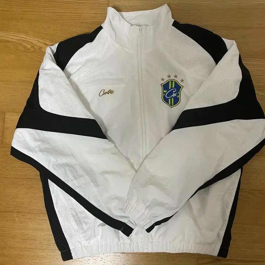 ウェア CORTEIZ OLYMPIC SHUKU BRASIL SET - WHITE Corteiz Brasil Olympic Shuku Jacket 🏷️ Цена 3500 сом 📏 m,l