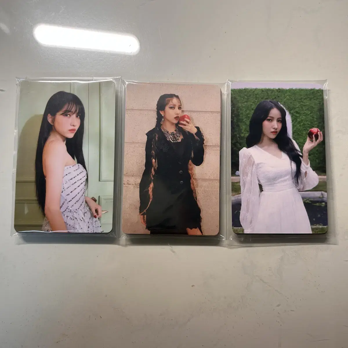 gfriend apple photocard