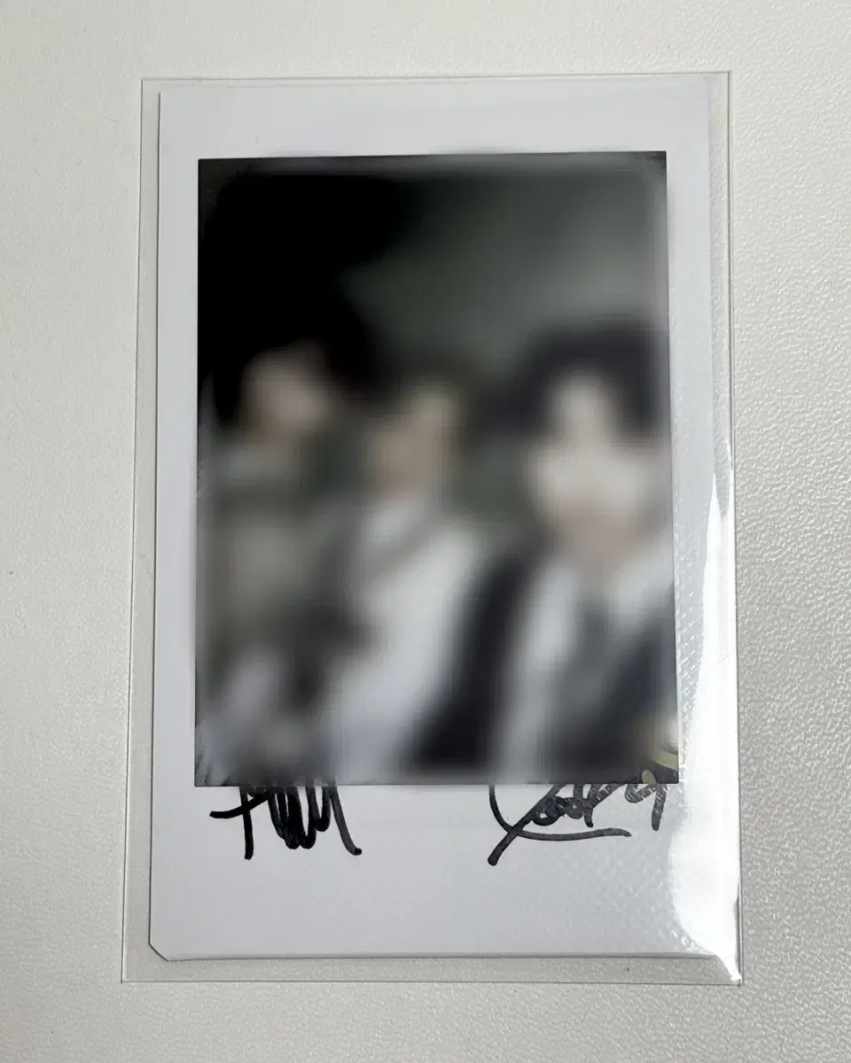 Zerobaseone park gunwook sung hanbin seok matthew Handwritten sign Polaroid