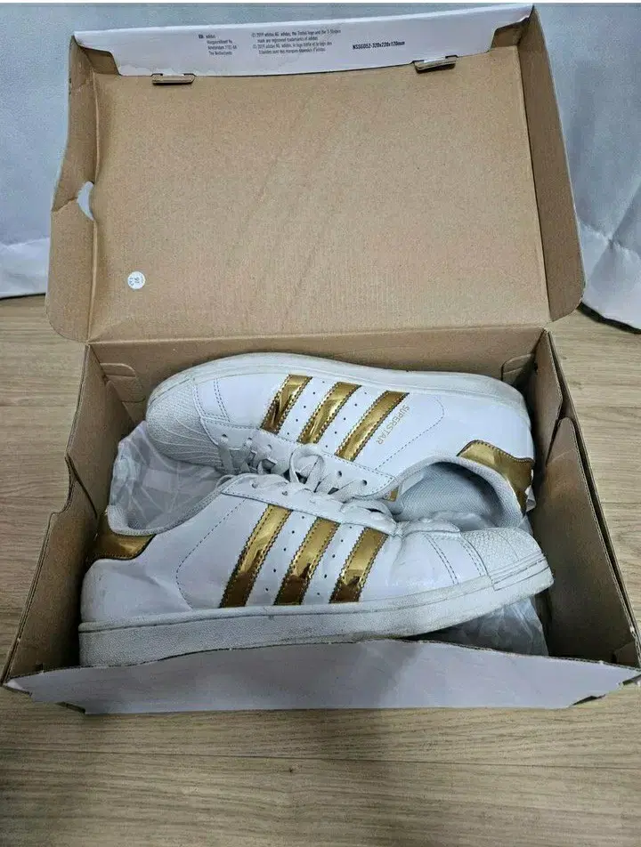 275 |   ,