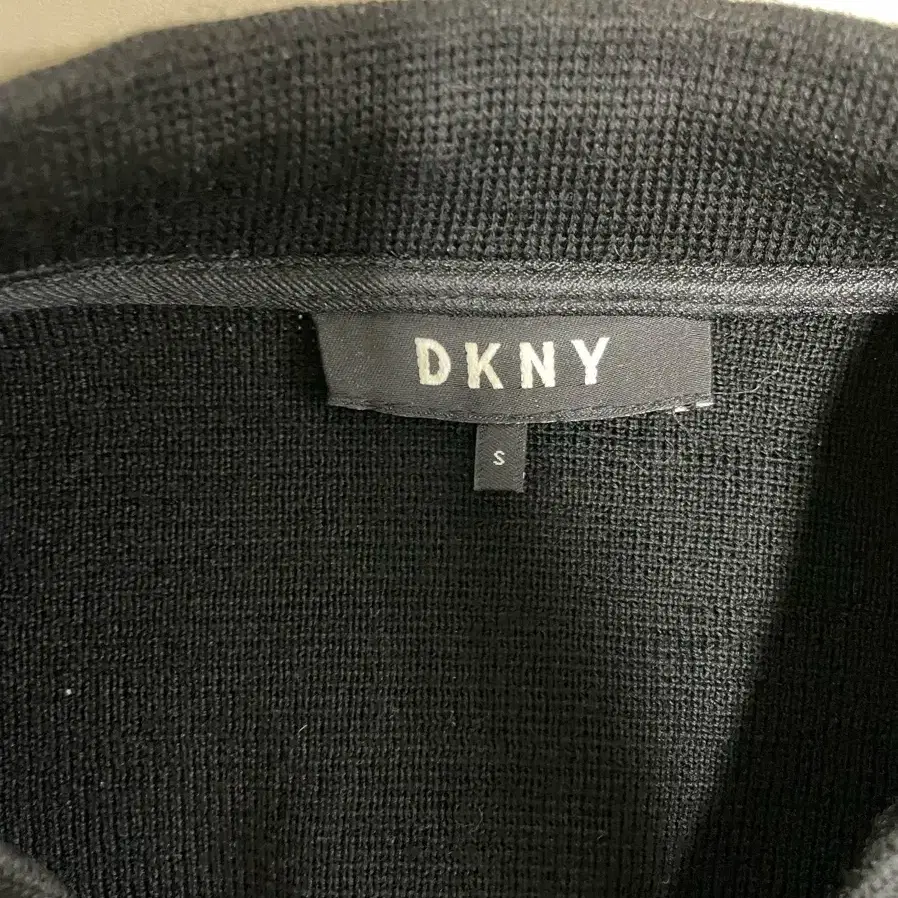 Dkny 거위털 숏 자켓