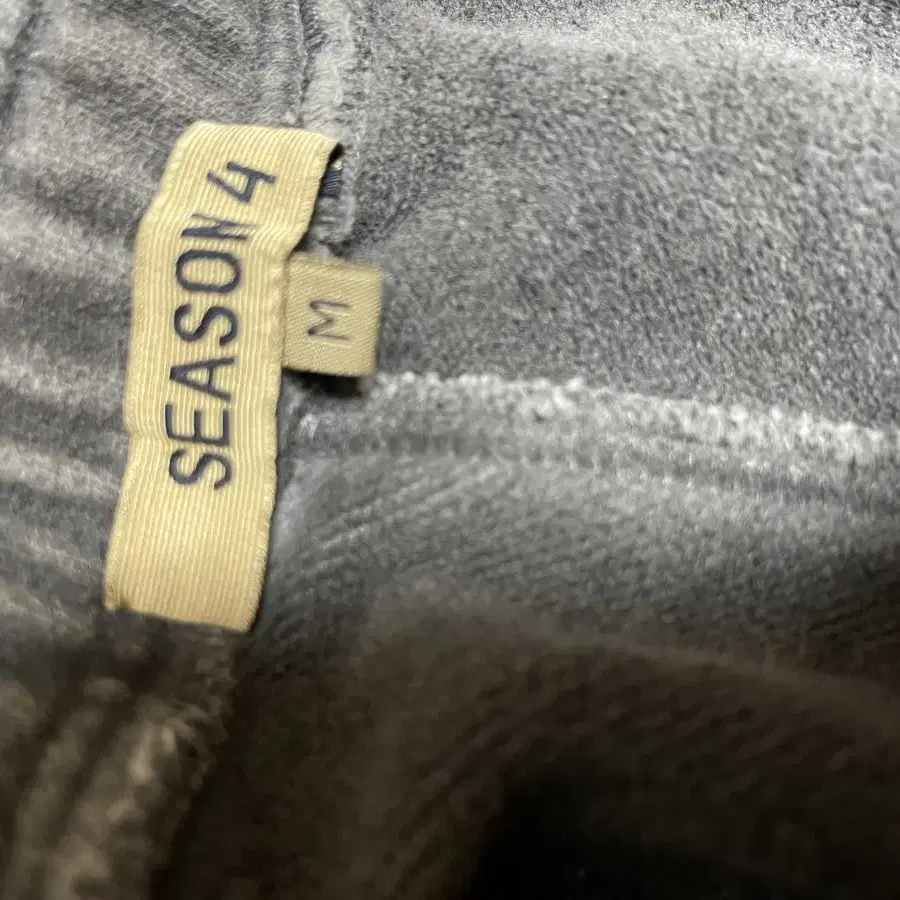 칸예 yeezy season 4 bat 스웻팬츠