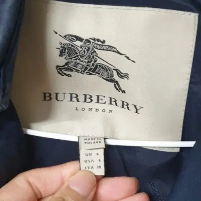 "BURBERRY " 버버리  여성 코트 55정품