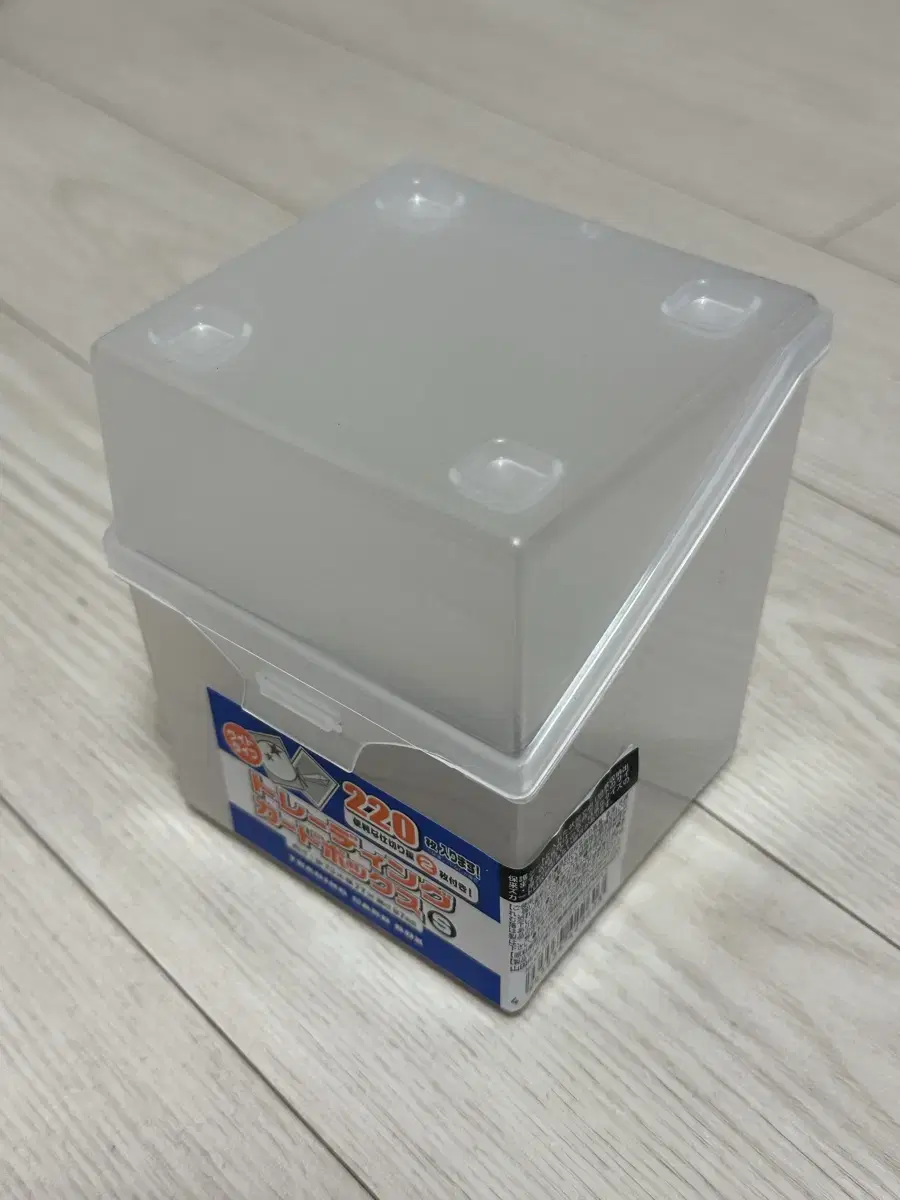 Daiso photocard/toploader pails for sale