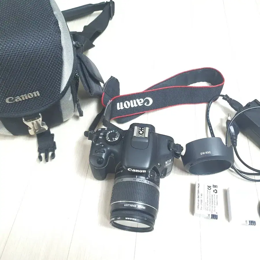 캐논 EOS 550D 카메라 와 18-55 렌즈 세트