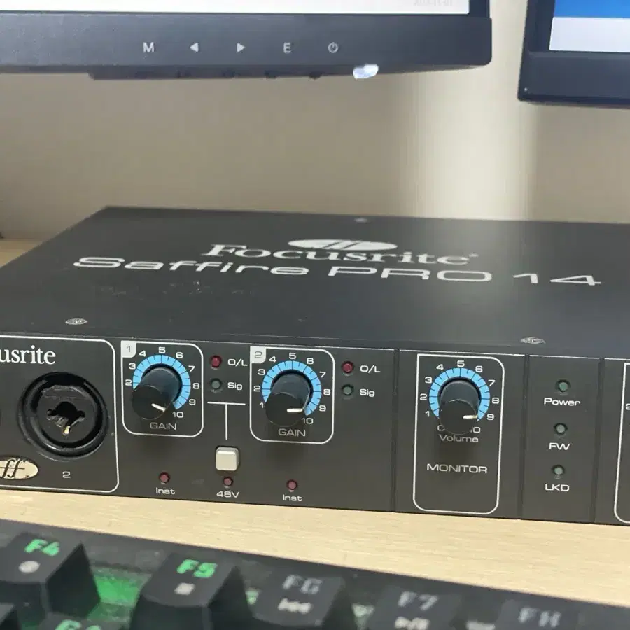 saffire pro14