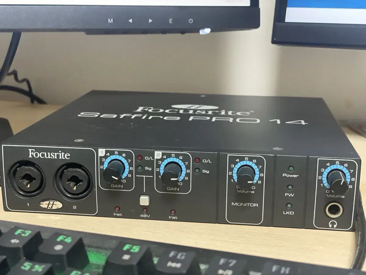 saffire pro14