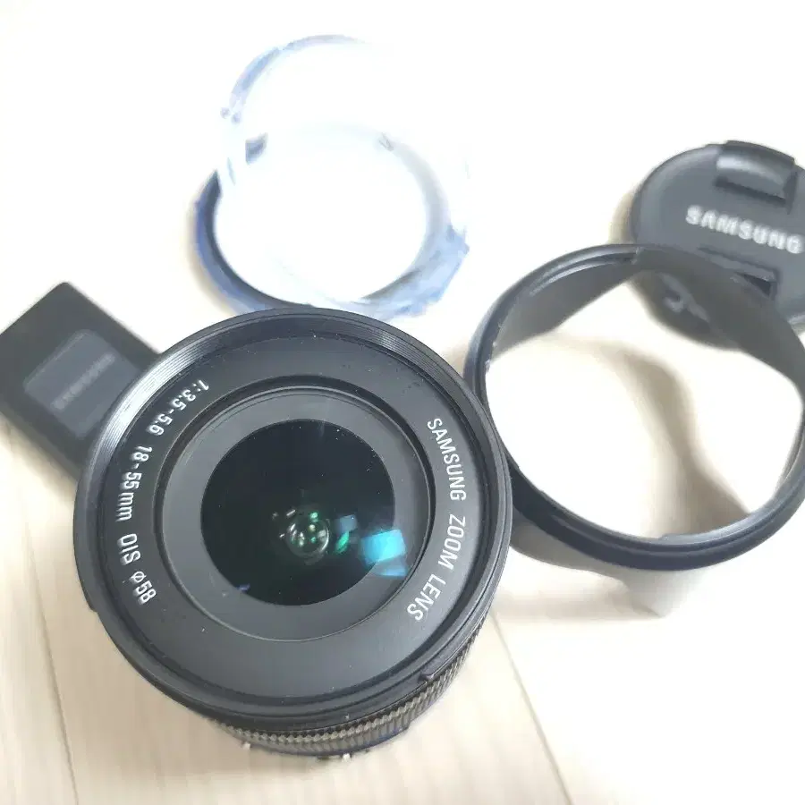 A급 삼성 미러리스 카메라 NX10 과 18-55 렌즈 세트