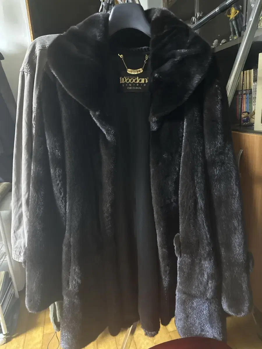 Quick sale) Luxury velvet fur women's size L