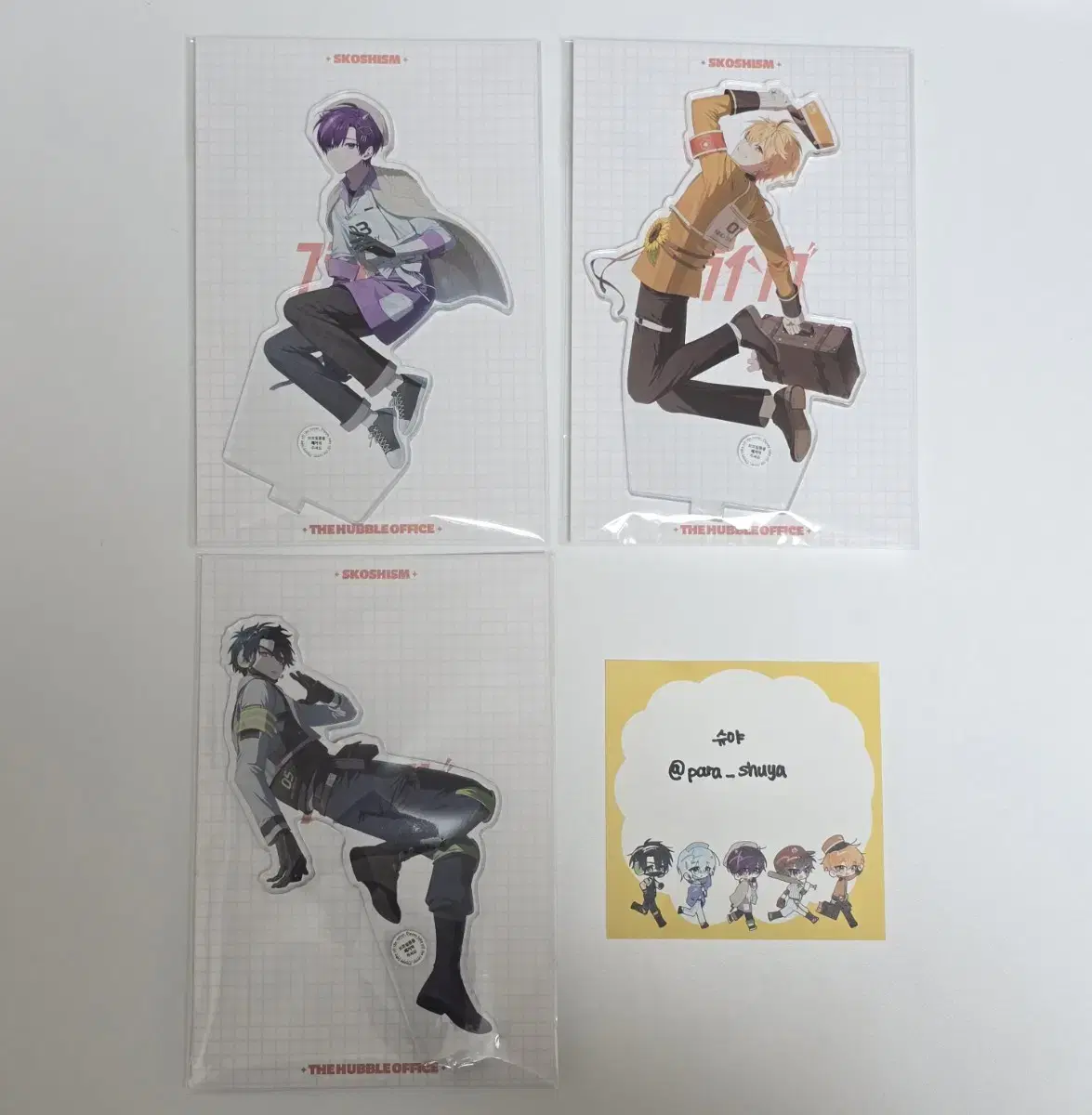 [sold] Skoshism Flying Automaton Robo acrylic stand WTS