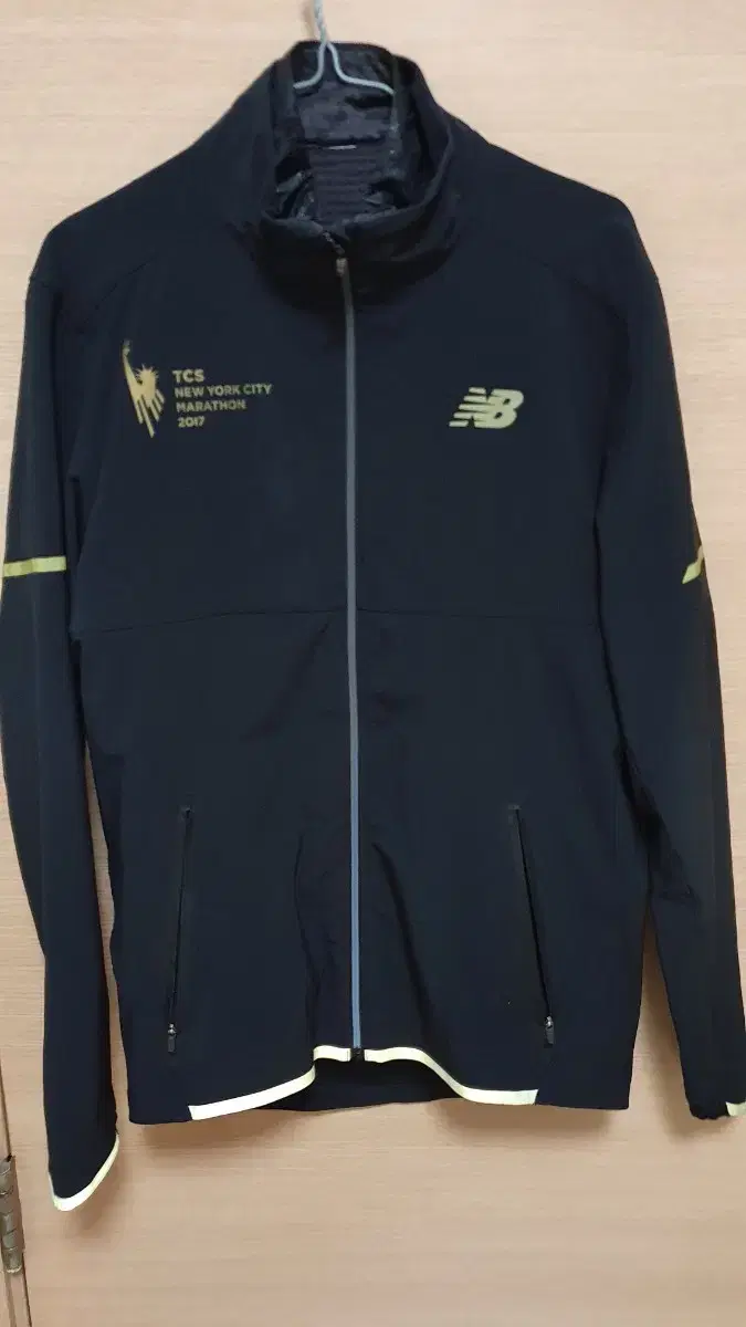 New York.London Marathon Jersey New Balance Adidas Windbreaker