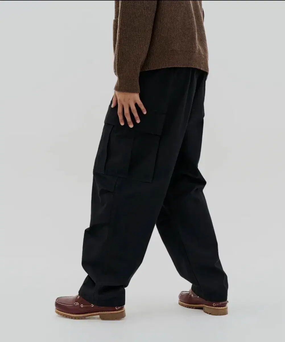 Controvanale One-Tuck Wide Cargo Pants [Black] 2(XL)