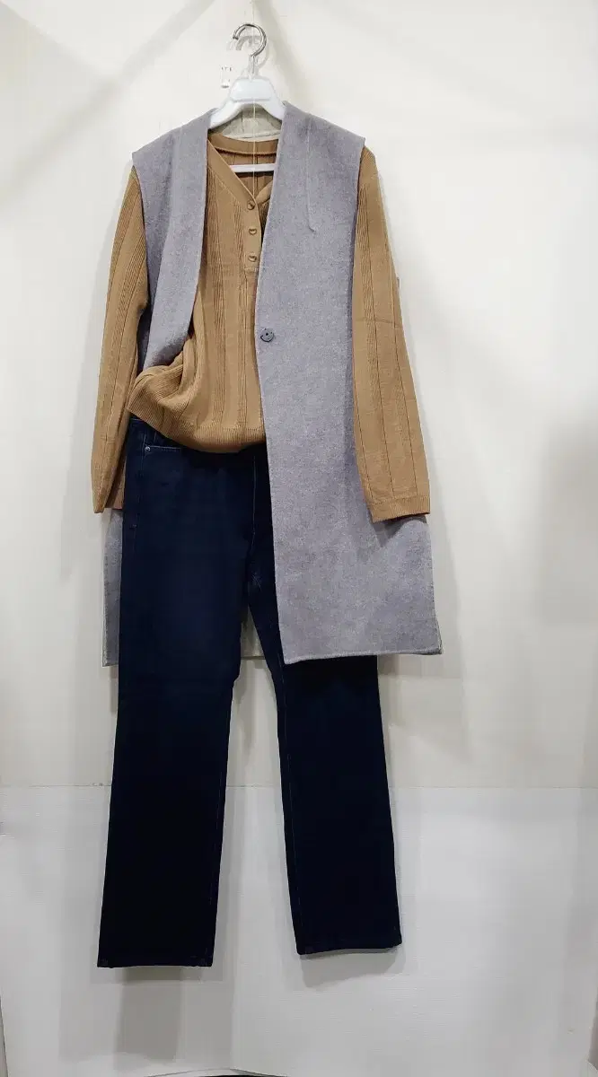 Osborne Handmade Woolen Vest (new and same)