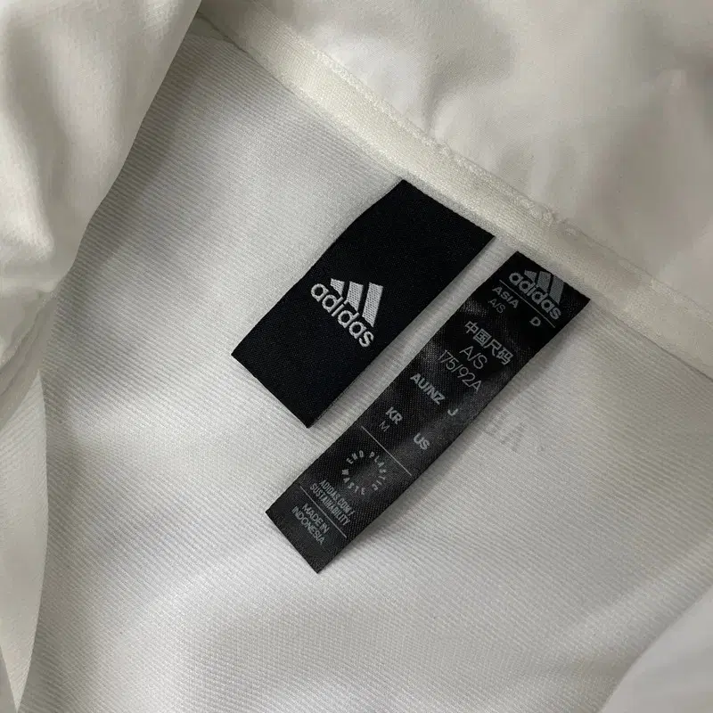 M ADIDAS 아디다스 머스트헤브 자켓 A00204