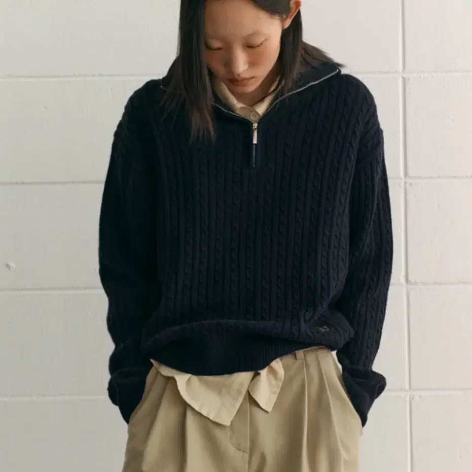 SIENNE CLASSIC ZIP-UP KNIT (navy)