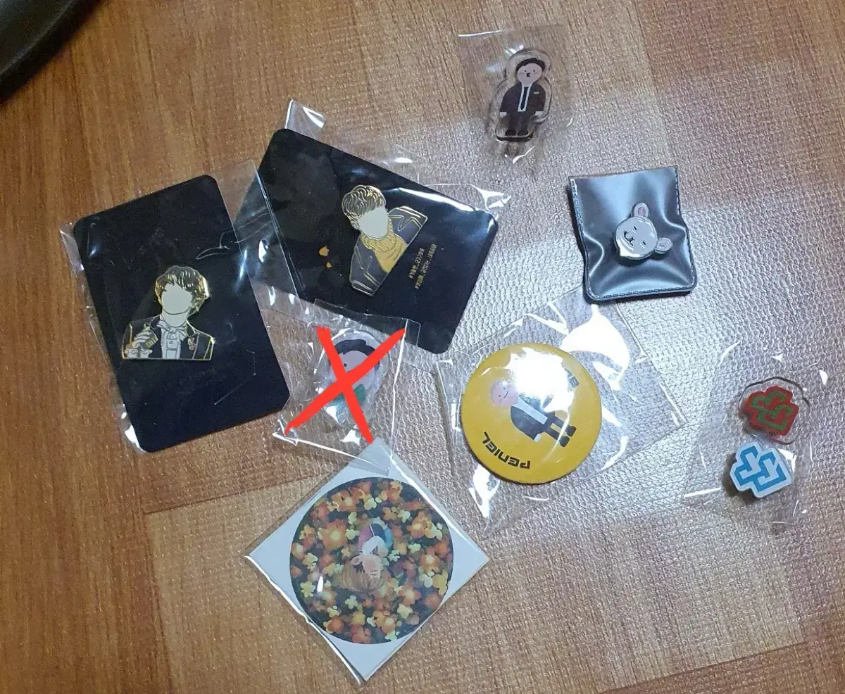 Bulk of 7 official unofficial BTOB badges