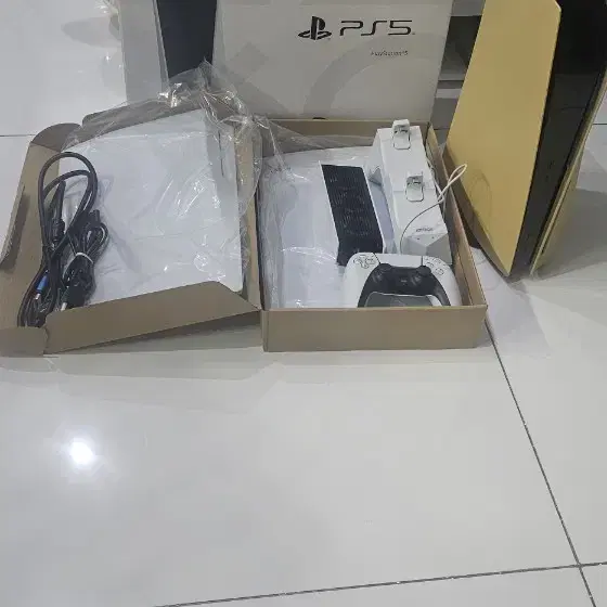 ps5 플스5 1118A 추가 ssd2tb 박스풀셋  팝니다.