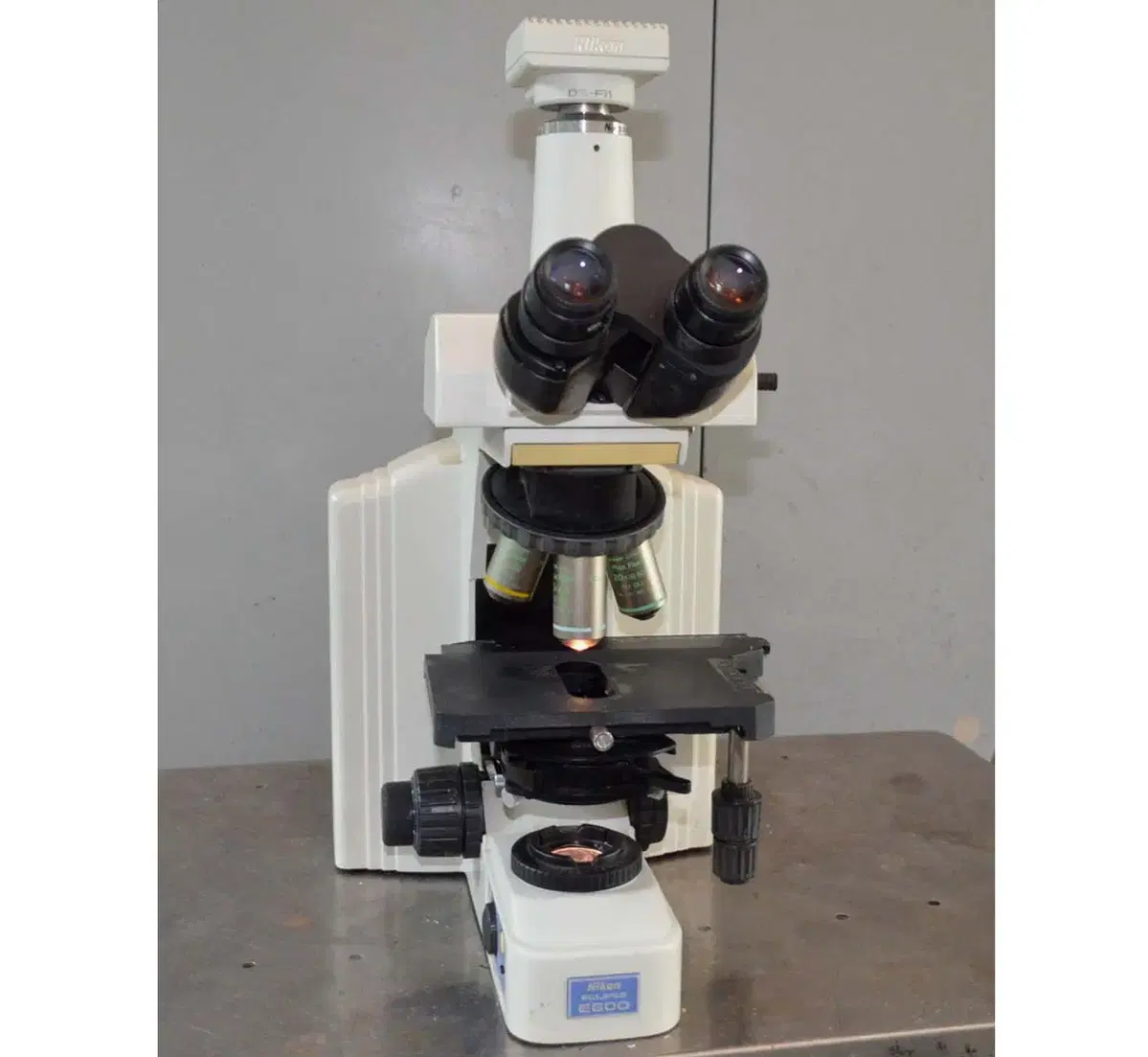 Nikon Eclipse E600 Microscope