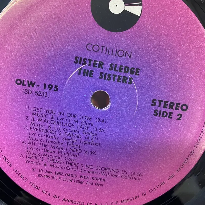 SISTER SLEDGE LP / AA2323