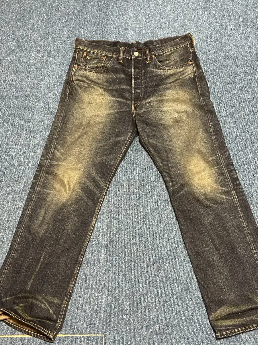 I'm selling a pair of vintage 5-pocket jeans from D.L.'s.