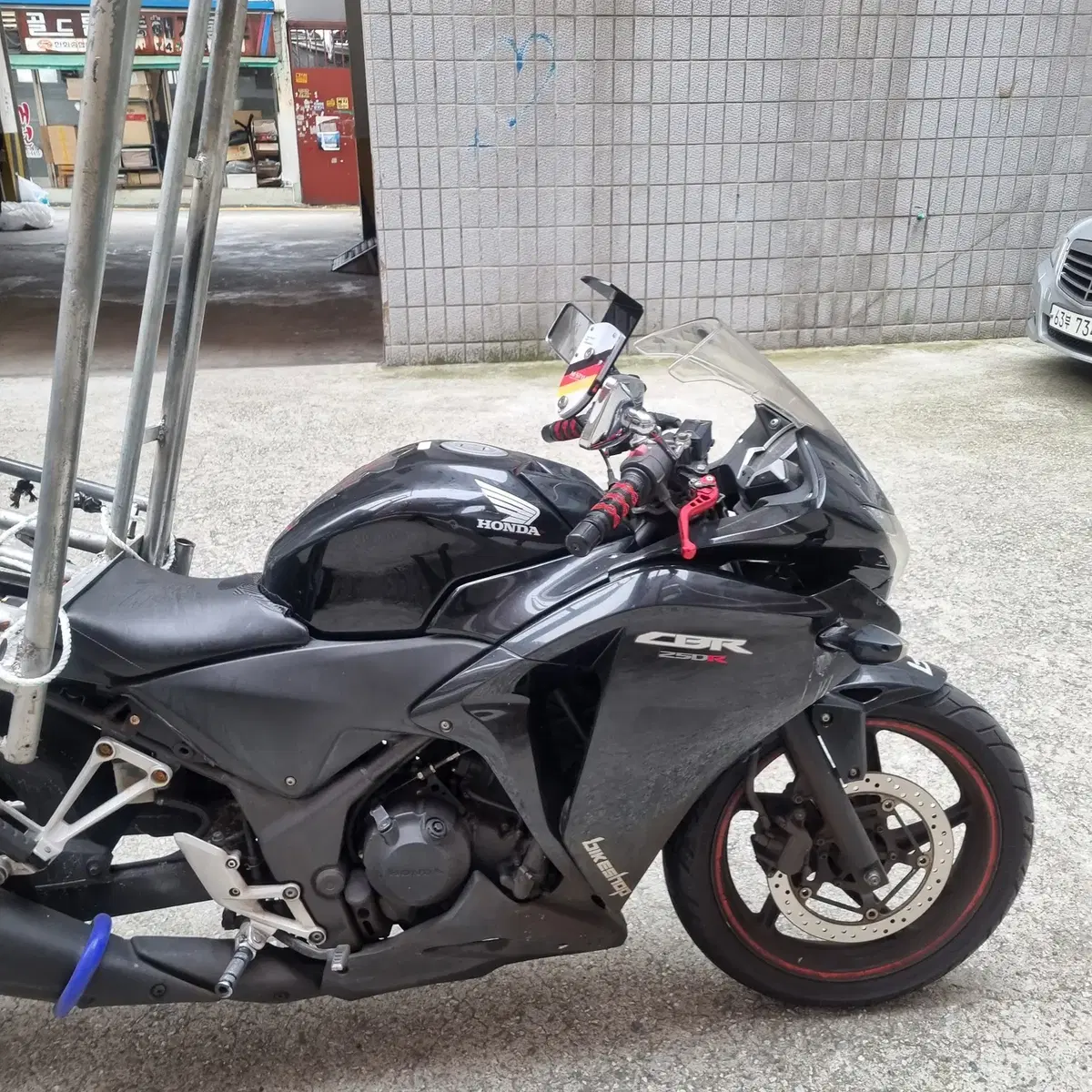 13년식 혼다 CBR250R 짐받이 오토바이 판매