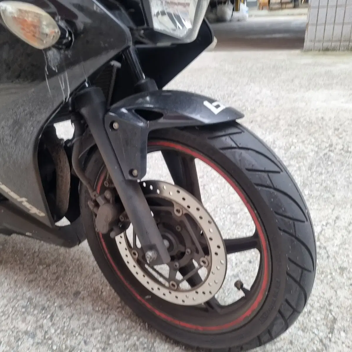 13년식 혼다 CBR250R 짐받이 오토바이 판매