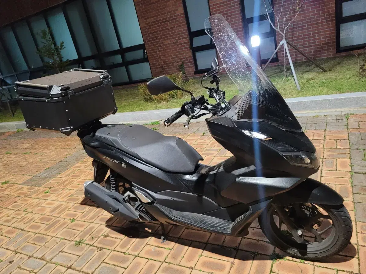 pcx125 22년식9000km배달풀셋팅 협의가능